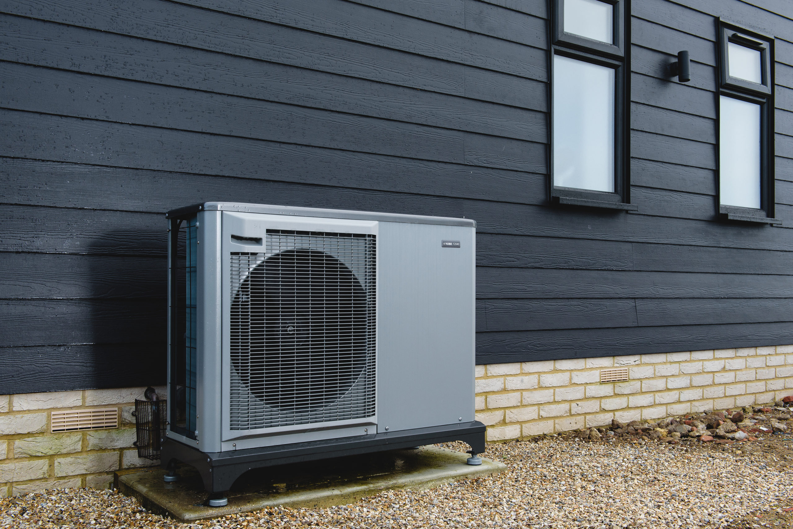 Air Source Heat Pumps: Advantages and Disadvantages
